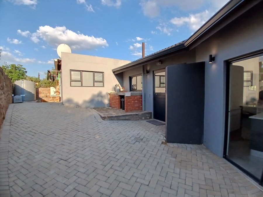 3 Bedroom Property for Sale in Pentagon Park Free State